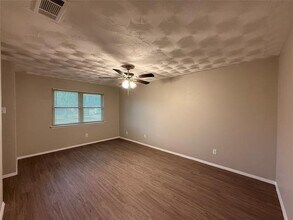 4705 Windsor Dr in Garland, TX - Building Photo - Building Photo