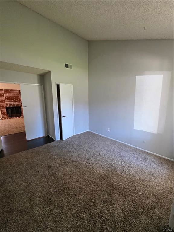 23401 Valencia Blvd in Santa Clarita, CA - Building Photo - Building Photo