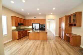 1174 Mariposa Rd, Unit Tenant in Carlsbad, CA - Building Photo - Building Photo