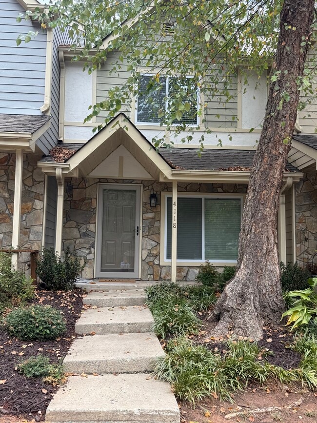4118 N Course Dr in Charlotte, NC - Building Photo - Building Photo