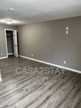 411 Iowa Ave in Louisville, KY - Building Photo - Building Photo