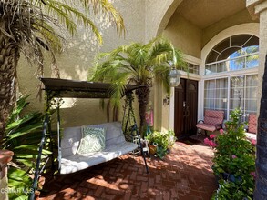 1812 Fox Springs Cir in Thousand Oaks, CA - Building Photo - Building Photo