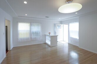 2420 Teviot St in Los Angeles, CA - Building Photo - Building Photo