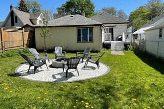 11 Linwood St in London, ON - Building Photo - Building Photo