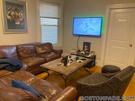 125 Princeton St in Boston, MA - Building Photo