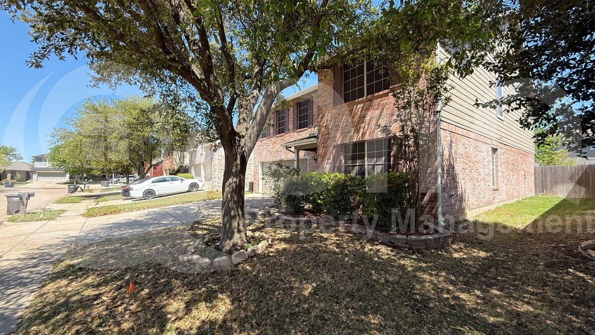 4137 Capstone Dr in Fort Worth, TX - Building Photo
