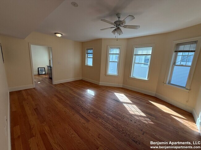 74 Brooks St, Unit 2