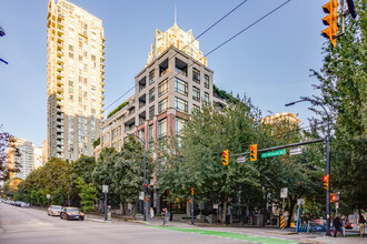 Tribeca Lofts in Vancouver, BC - Building Photo - Building Photo