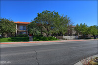 252 Shadow Mountain Dr in El Paso, TX - Foto de edificio - Building Photo