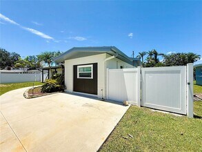 3900 Alabama Ave NE in St. Petersburg, FL - Building Photo - Building Photo