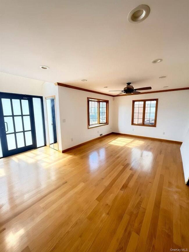 76-11 270th St in Queens, NY - Building Photo - Building Photo