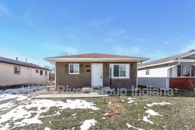 property at 2806 Dietz St
