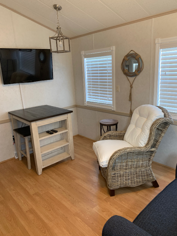 2580 NE Indian River Dr, Unit 7 in Jensen Beach, FL - Building Photo - Building Photo