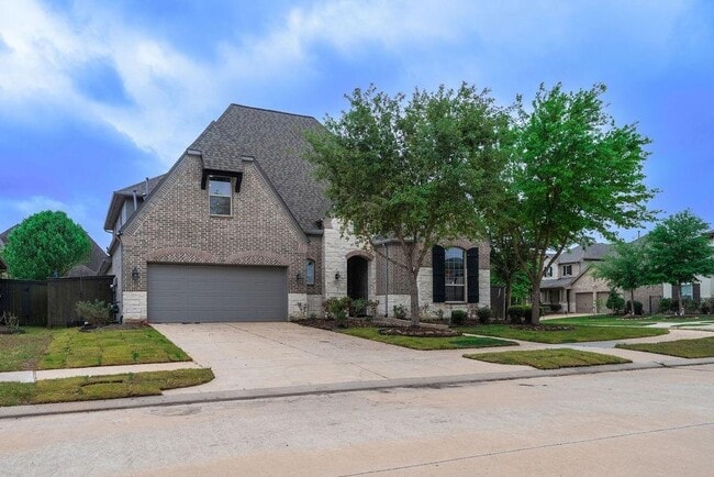 property at 815 Sunbeam Creek Ct