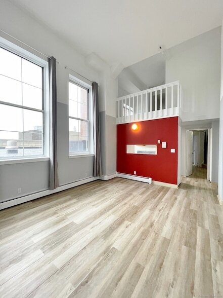 124 Court St, Unit 303 in New Haven, CT - Building Photo