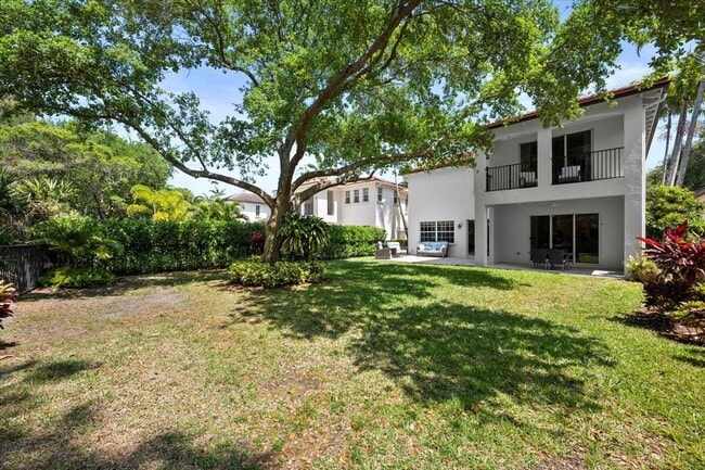 956 Mill Creek Dr in Palm Beach Gardens, FL - Building Photo - Building Photo