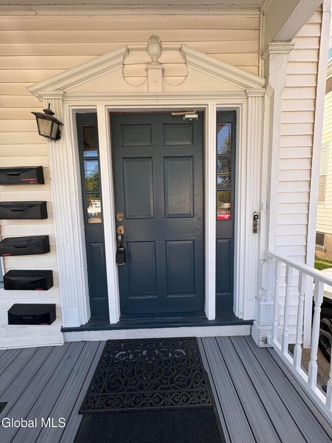 24 George St in Cohoes, NY - Building Photo - Building Photo