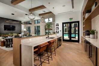 Artisan at the Village of Escaya in Chula Vista, CA - Foto de edificio - Building Photo