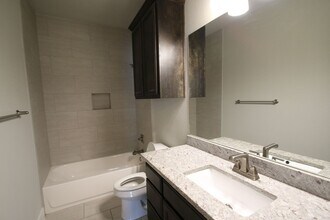 209 Stewart Bend Ct in Azle, TX - Building Photo - Building Photo