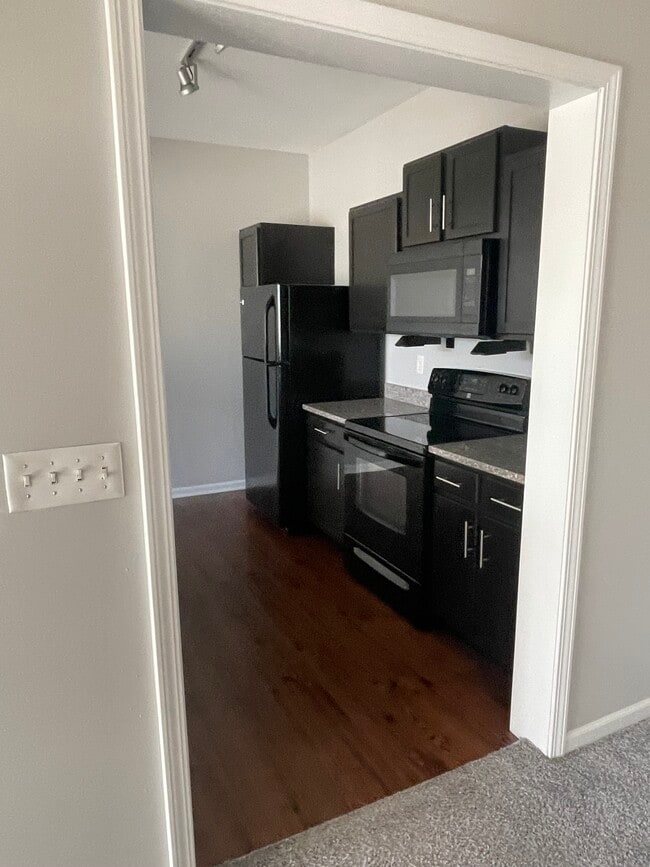 Overlook Apartments - OVL in Elsmere, KY - Foto de edificio - Building Photo