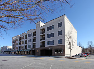 Library Commons in Spartanburg, SC - Foto de edificio - Building Photo