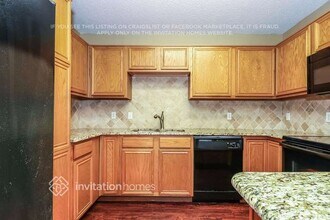 5813 Northfield Dr in Fort Worth, TX - Foto de edificio - Building Photo