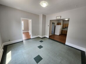 10 Cedar St in Saint John, NB - Building Photo - Building Photo