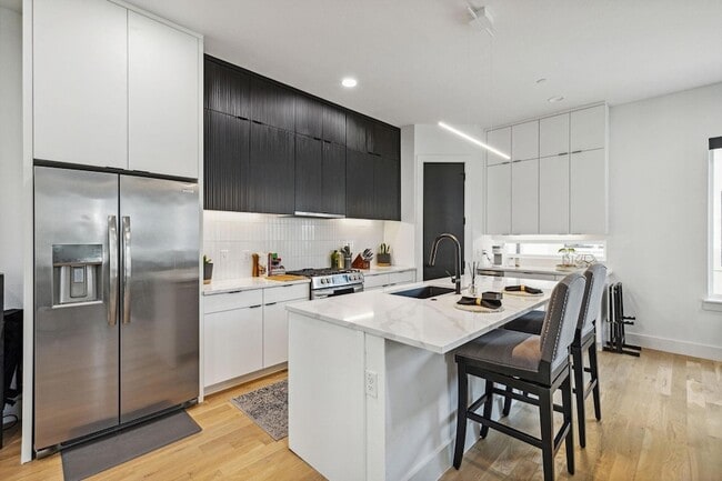 2916 Hawthorne Ave, Unit 7302 in Dallas, TX - Building Photo - Building Photo