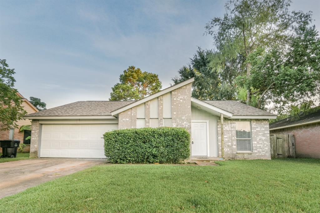16959 Nicole Ln in Houston, TX - Building Photo