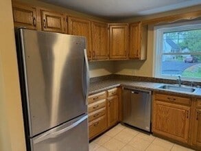 77 School St in Northborough, MA - Building Photo - Building Photo