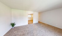 360 Roseman Ct photo'