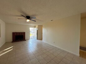 25498 Yolanda Ave in Moreno Valley, CA - Building Photo