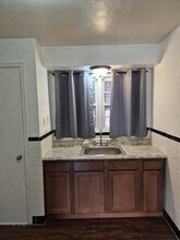 8835 Murvale Dr in Jennings, MO - Building Photo - Building Photo