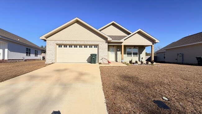 property at 104 Mapleleaf Ct