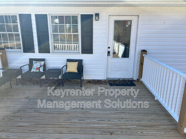 17 White Oak Dr in Verona, VA - Building Photo - Building Photo