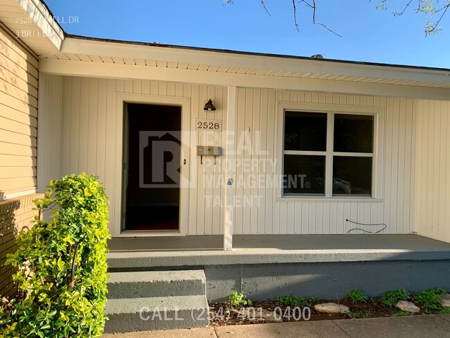2528 Powell Dr in Gatesville, TX - Building Photo - Building Photo