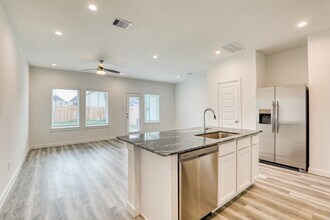 2818 Lisburn Ter Ln in Houston, TX - Building Photo - Building Photo