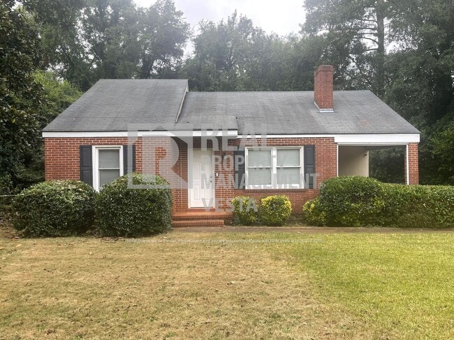 3163 Highpoint Dr