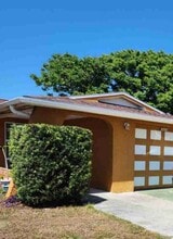 5653 Andrea Dr in Holiday, FL - Building Photo - Building Photo