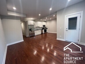 4641 Malden St in Chicago, IL - Building Photo - Building Photo