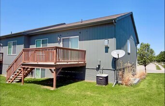 19601 Weir St in Omaha, NE - Building Photo - Building Photo