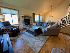 831 Mill Run Ct in Steamboat Springs, CO - Building Photo