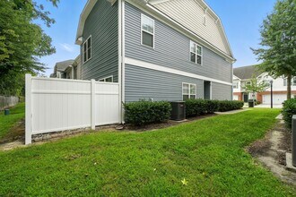 5440 Safe Harbour Way in Virginia Beach, VA - Building Photo - Building Photo