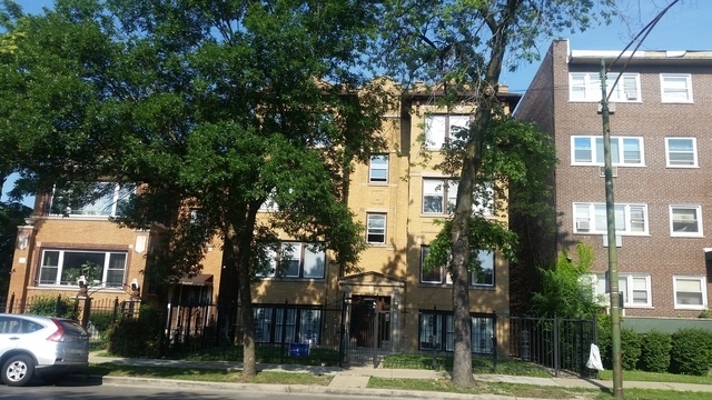 28 N Central Ave in Chicago, IL - Building Photo