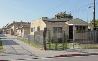 4804-4808 Elizabeth St Apartments