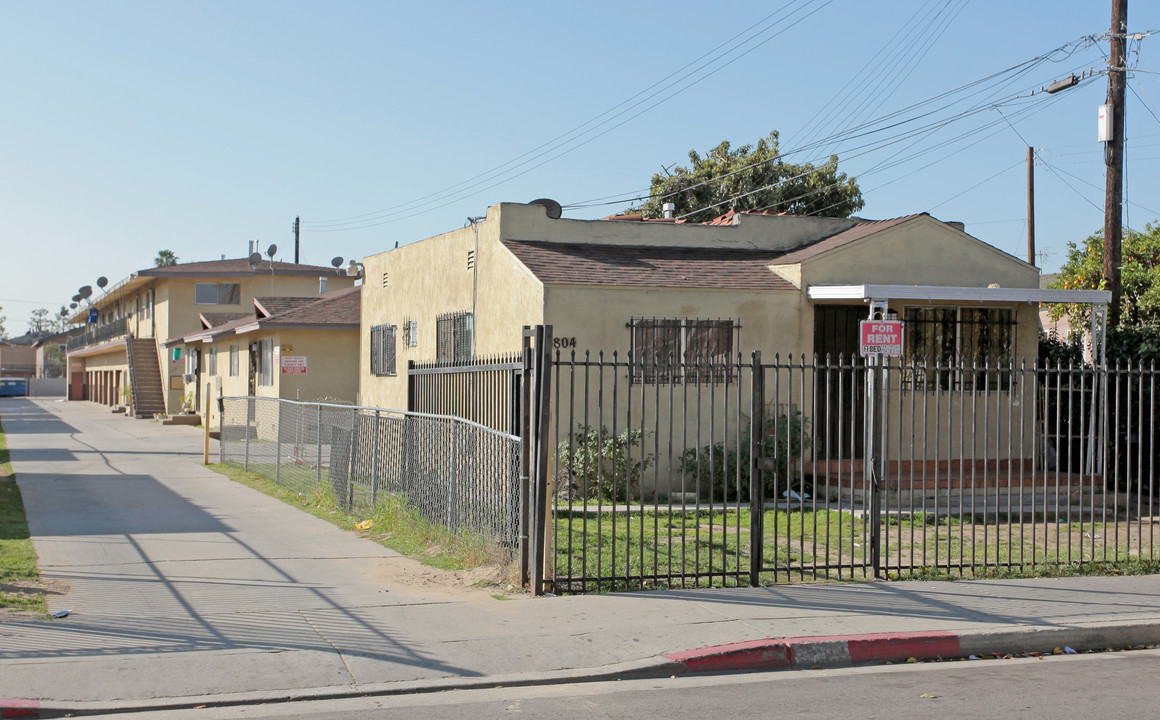 4804-4808 Elizabeth St in Cudahy, CA - Foto de edificio