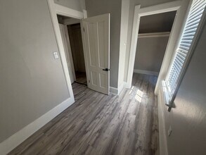 338 W Reservoir Ave in Milwaukee, WI - Building Photo - Building Photo