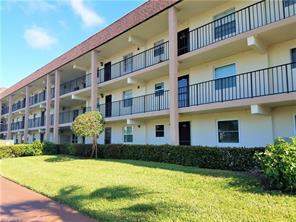 1000 Manatee Rd-Unit -A303 in Naples, FL - Foto de edificio
