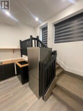 479 Avon Crescent in Oakville, ON - Building Photo - Building Photo