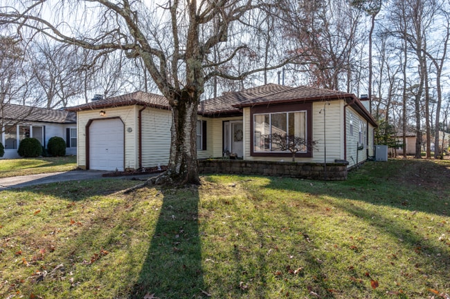 327 Concord Ct in Little Egg Harbor Township, NJ - Building Photo - Building Photo